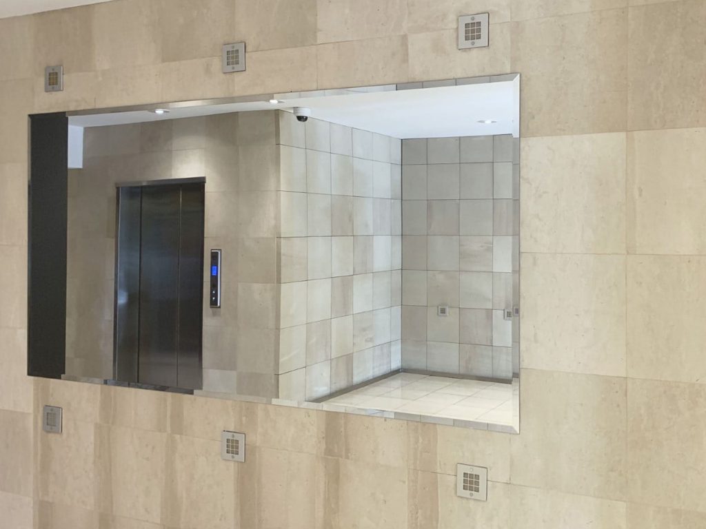 DECORATIVE MIRRORS